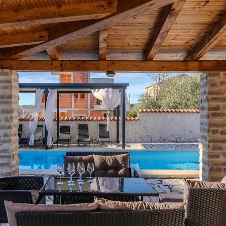 Holiday home Villa Dalmacija *