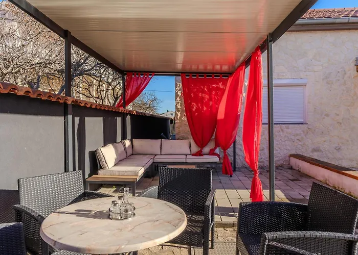 Dalmacija Дом отдыха *